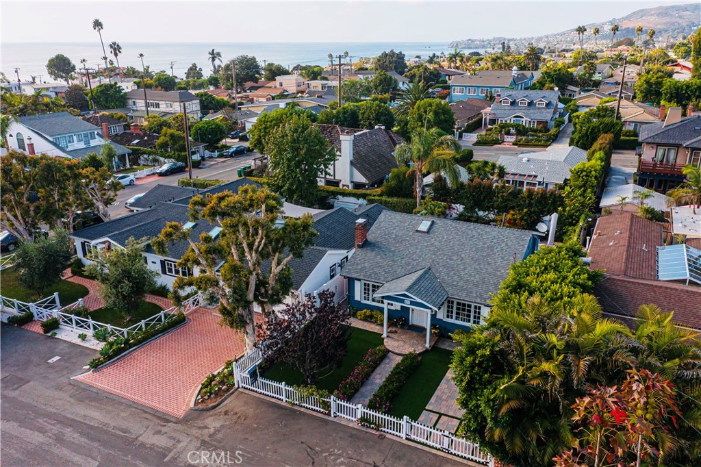 432 Shadow Lane Laguna Beach, CA 92651 - Photo 17 of 22 an aerial view of multiple houses with yard