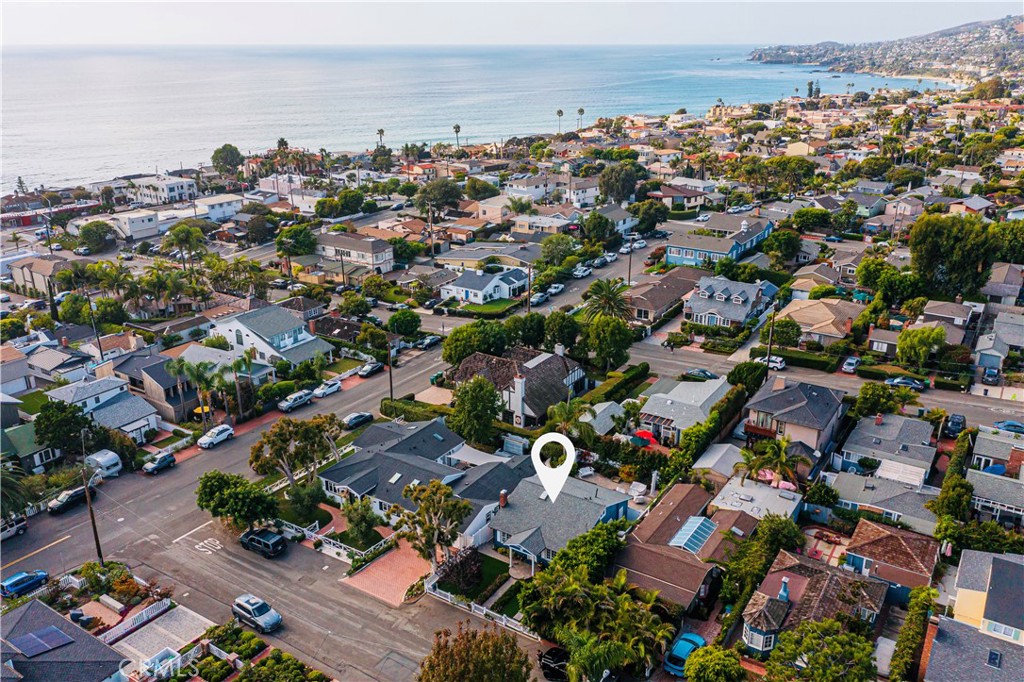 432 Shadow Lane Laguna Beach, CA 92651 - Photo 19 of 22 an aerial view of multiple house