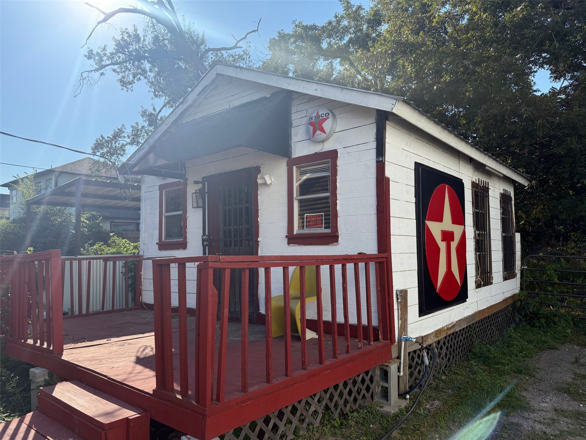 951 Elkhart Street Houston, TX 77091 - Photo 1 of 8