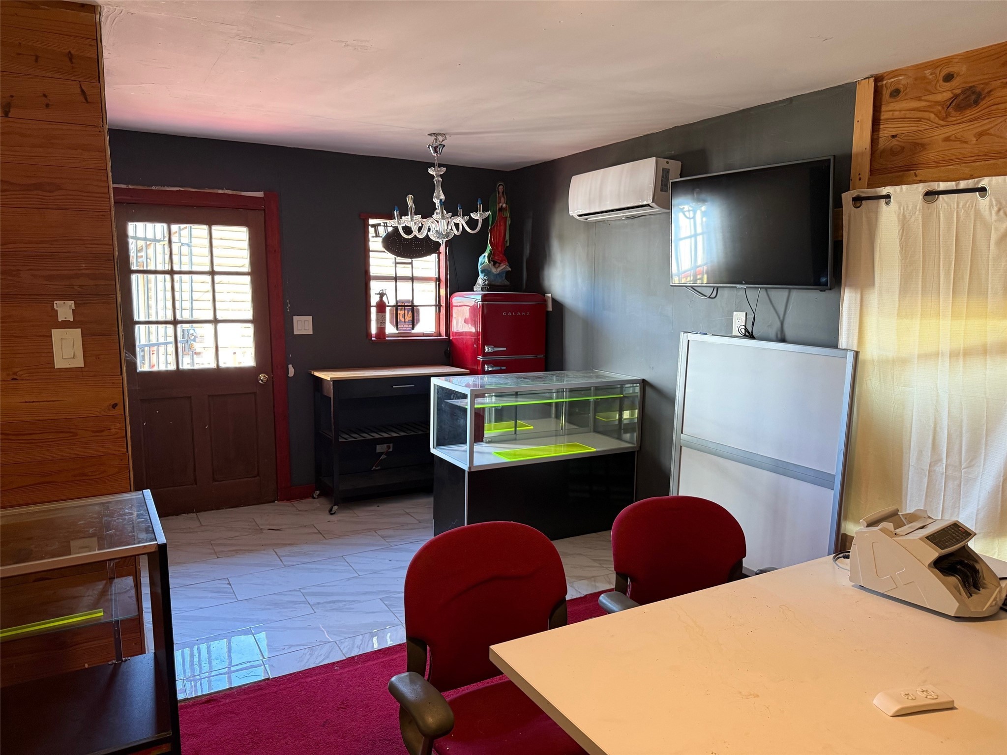 951 Elkhart Street Houston, TX 77091 - Photo 7 of 8