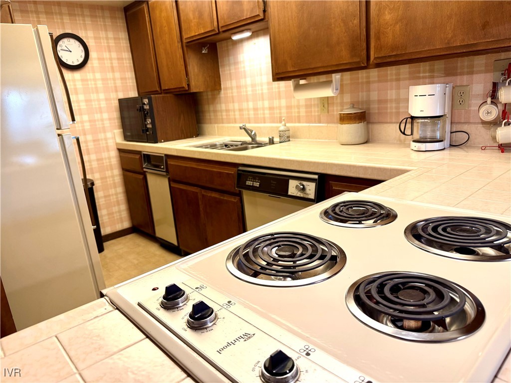 333 Ski Way, Unit 282 Incline Village, NV 89451 - Photo 8 of 32