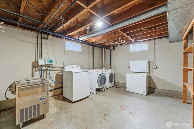 a view of a storage & utility room