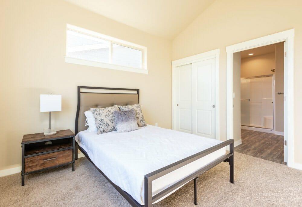 4368 Southwest 36th Street Redmond, OR 97756 - Photo 16 of 25 Additional Photo