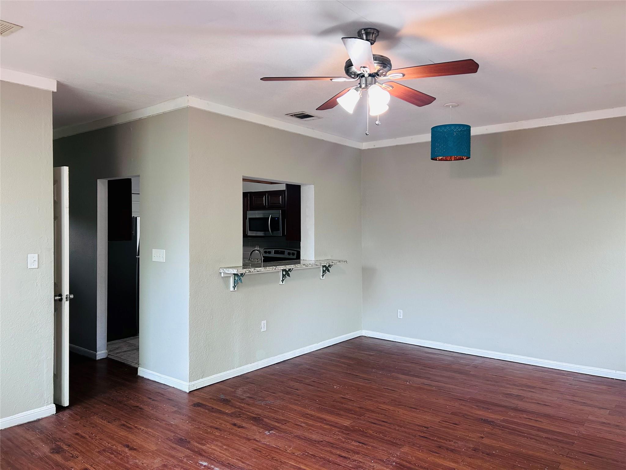 5708 Spring Meadow Road, Unit B Austin, TX 78744 - Photo 4 of 23