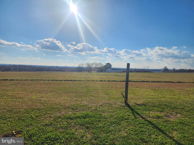 $135,000 | 165 West Ridge Pike, Unit 272, Royersford, PA 19468