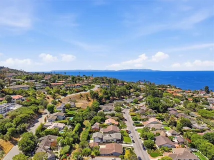 $2,950,000 | 2820 Vía De La Guerra, Palos Verdes Peninsula, CA 90274