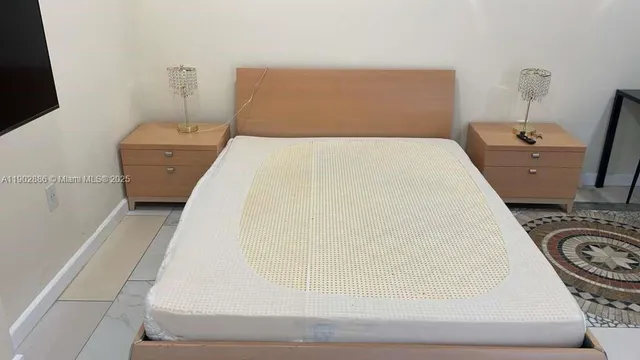 $1,500 | 1150 Normandy Drive, Unit 101, Miami Beach, FL 33141