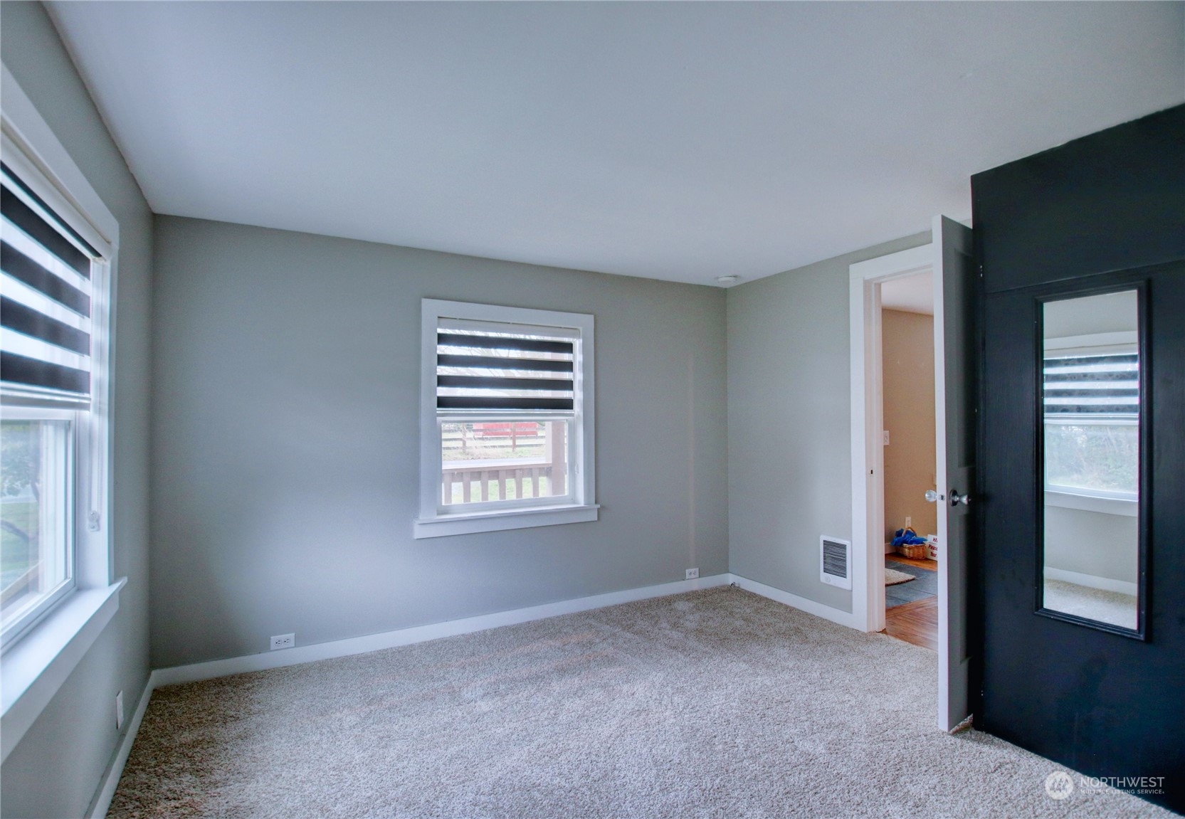 16614 Dunbar Road Mount Vernon, WA 98273 - Photo 20 of 40 a view of an empty room with a window
