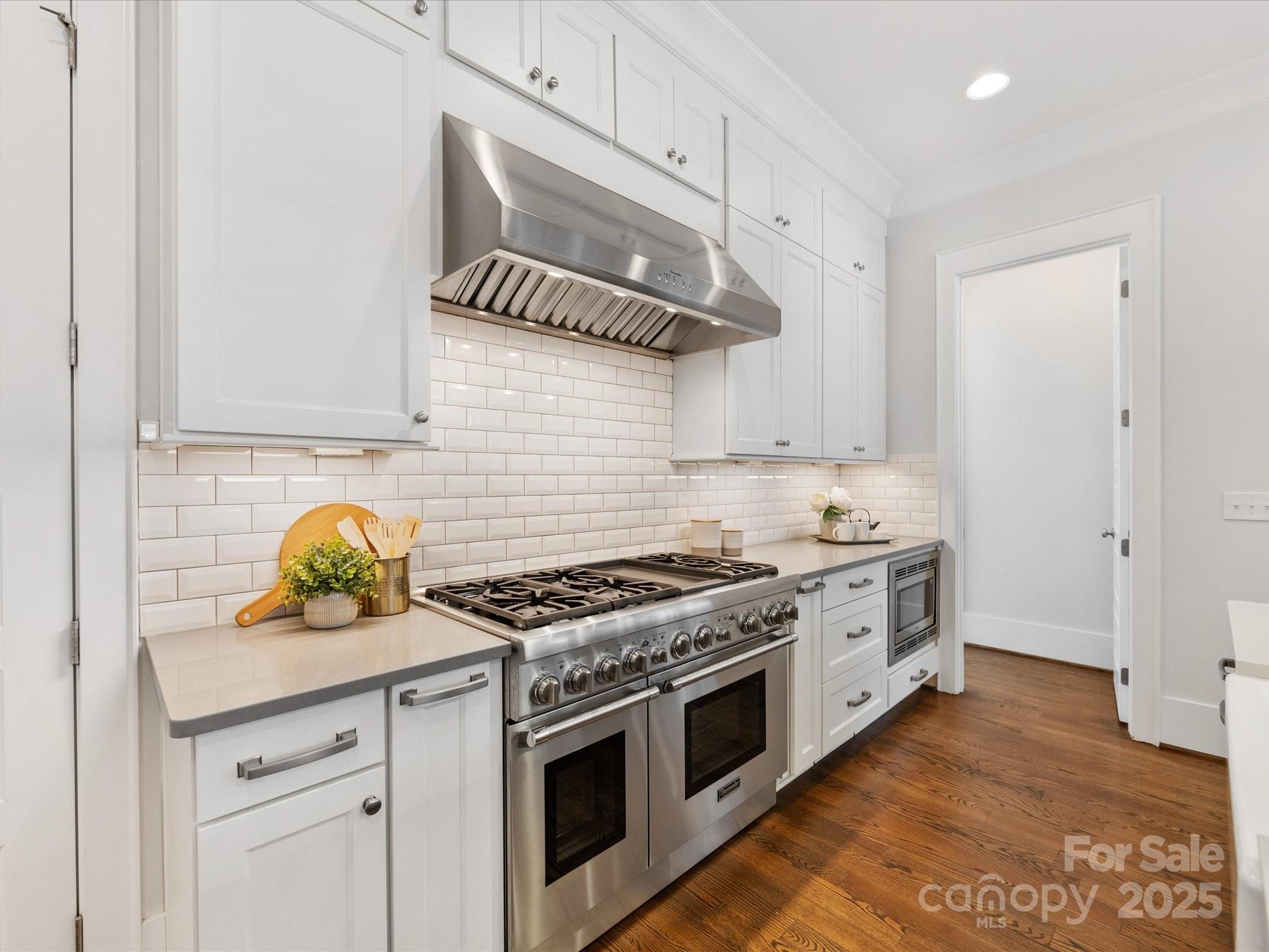 5713 Closeburn Road Charlotte, NC 28210 - Photo 12 of 48 Gallery Image 12