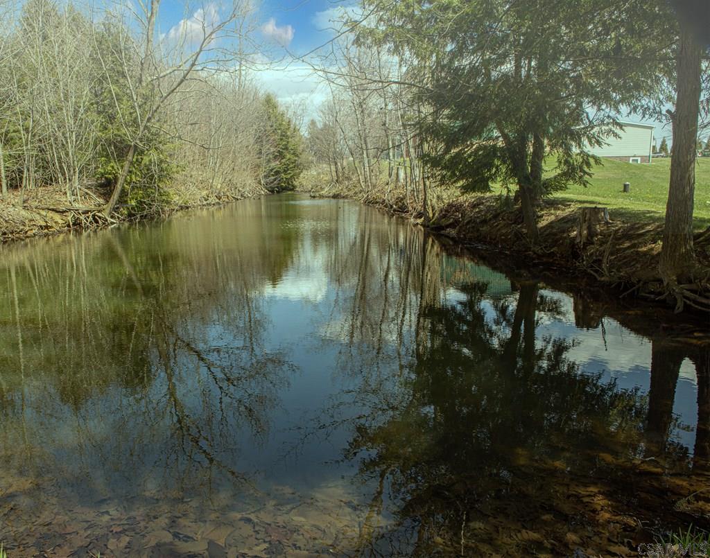 704 Red Goose Road Somerset, PA 15501 - Photo 4 of 24 Gallery Image 4
