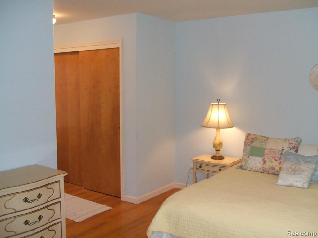 7135 Bingham Road Bloomfield Hills, MI 48301 - Photo 12 of 26 Master Bedroom