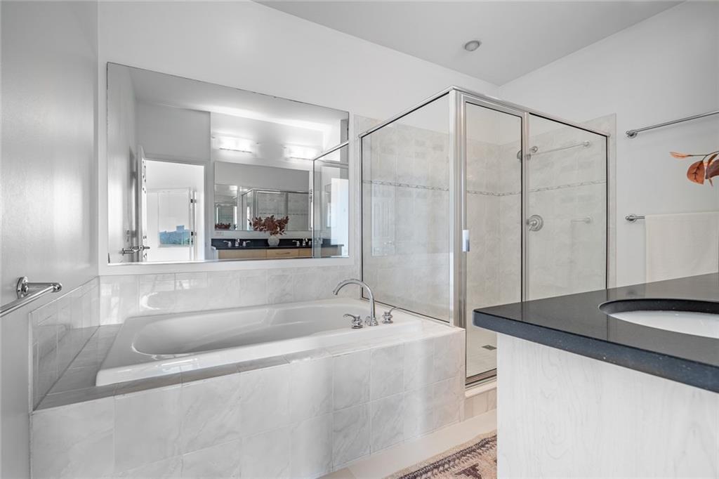 3820 Roswell Road Northeast, Unit 901 Atlanta, GA 30342 - Photo 14 of 33