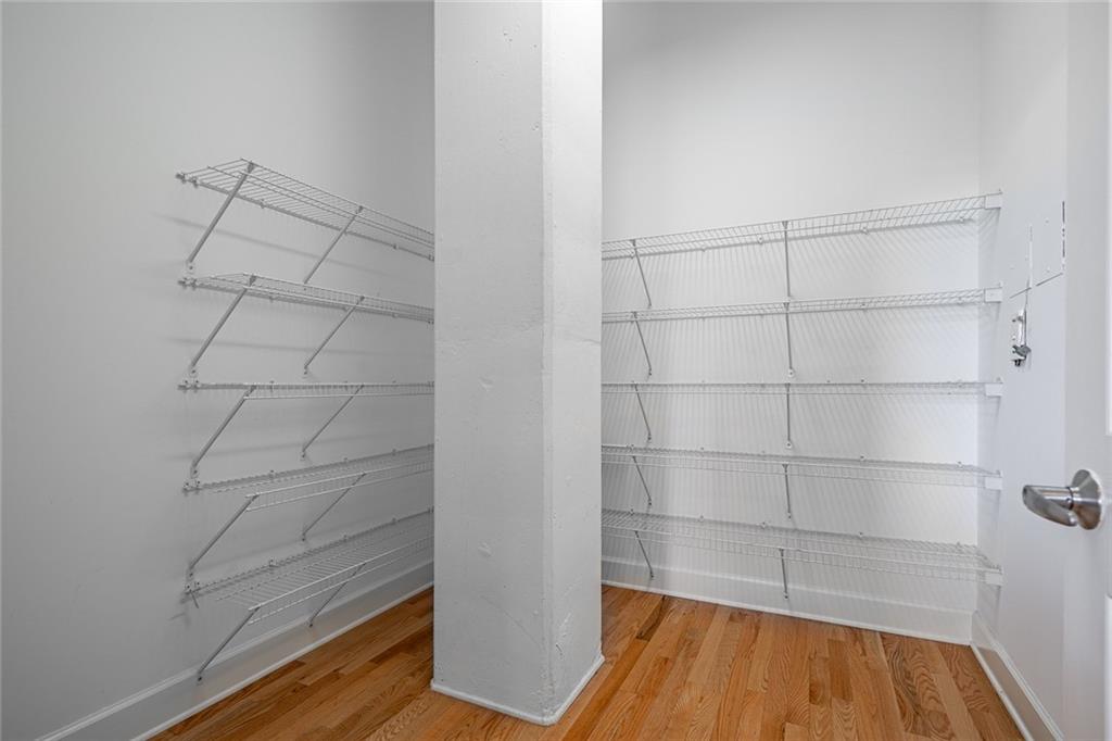 3820 Roswell Road Northeast, Unit 901 Atlanta, GA 30342 - Photo 27 of 33