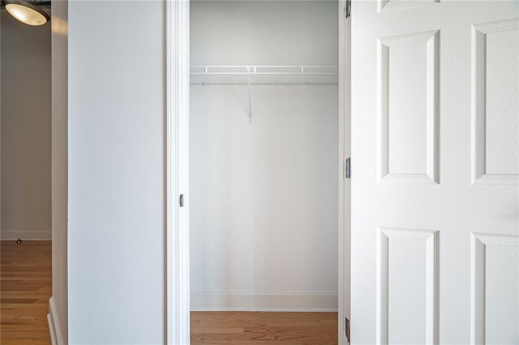 3820 Roswell Road Northeast, Unit 901 Atlanta, GA 30342 - Photo 28 of 33