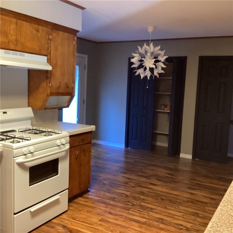 1112 East 4th Street Alice, TX 78332 - Photo 5 of 12