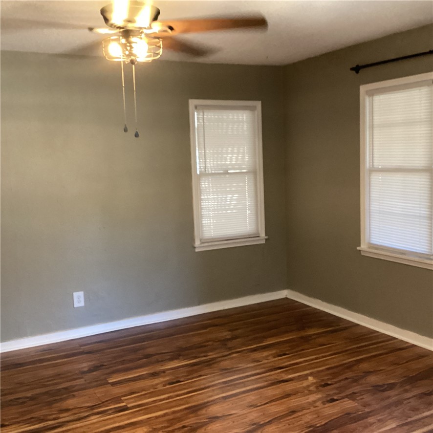 1112 East 4th Street Alice, TX 78332 - Photo 8 of 12