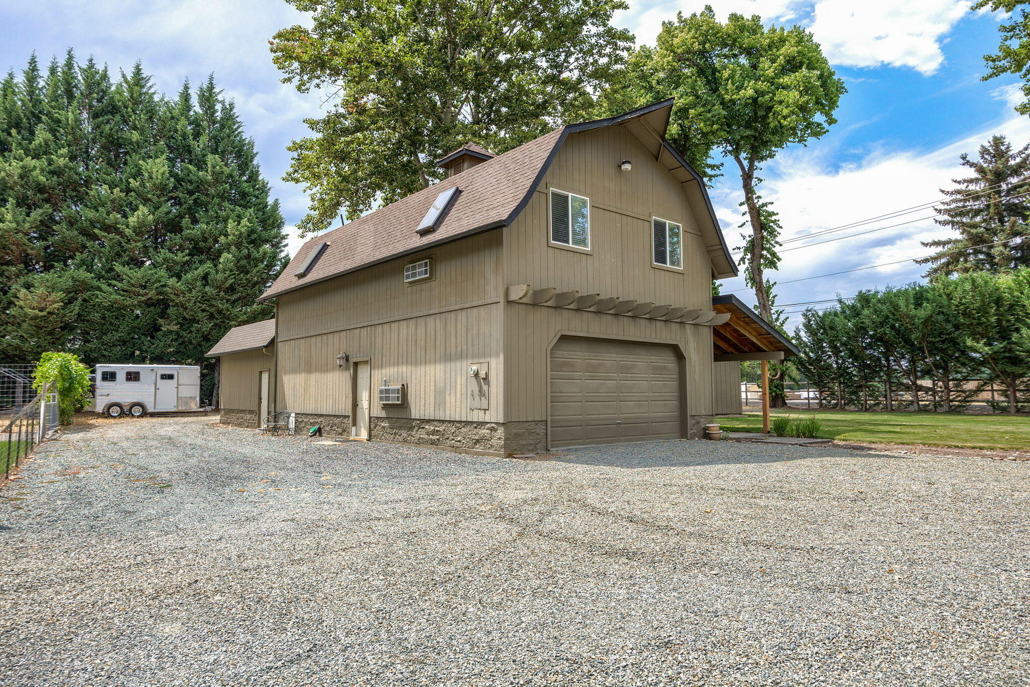 4151 Lower River Road Grants Pass, OR 97526 - Photo 11 of 86 4151 Lower River Rd