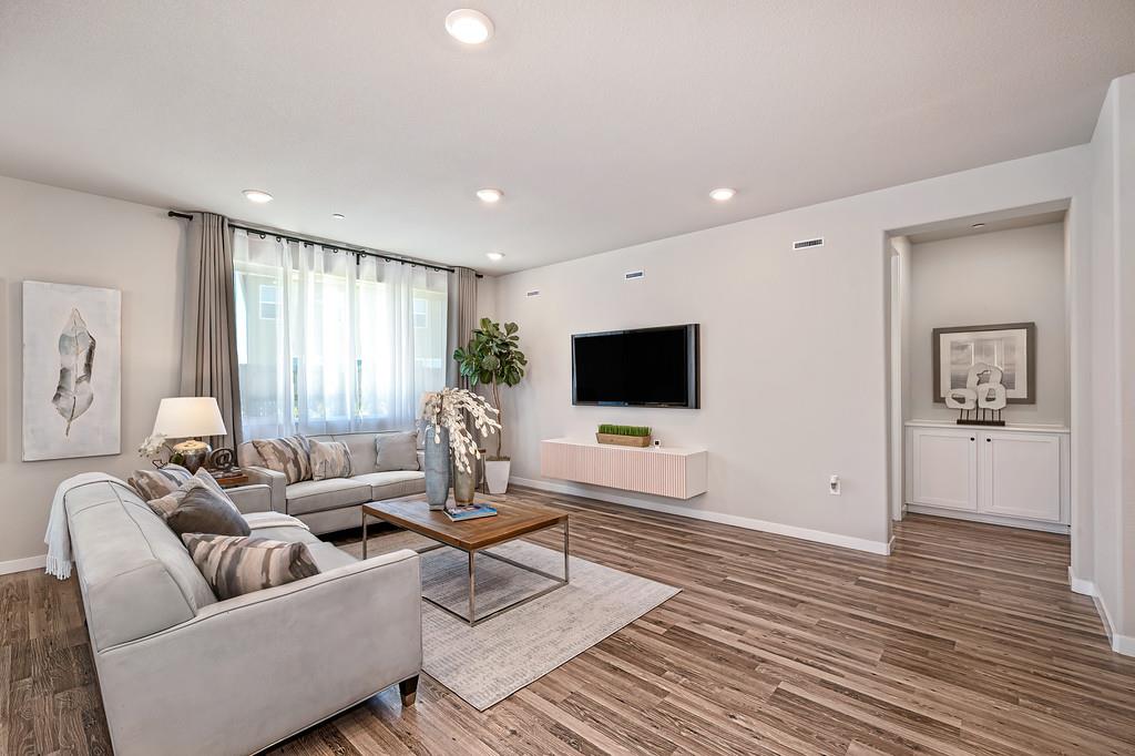 8229 Poppy Rdg Circle Elk Grove, CA 95757 - Photo 11 of 75