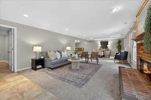 $1,300,000 | 2102 Kehrs Ridge Drive, Chesterfield, MO 63005