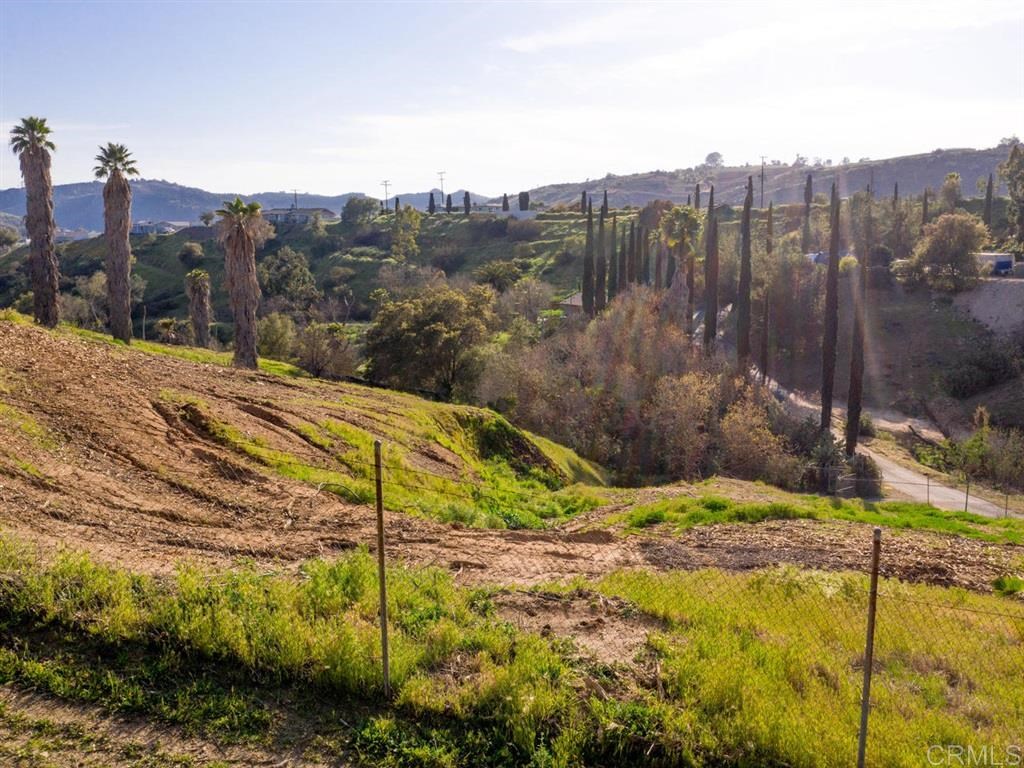31643 Ritson Road Escondido, CA 92026 - Photo 9 of 13