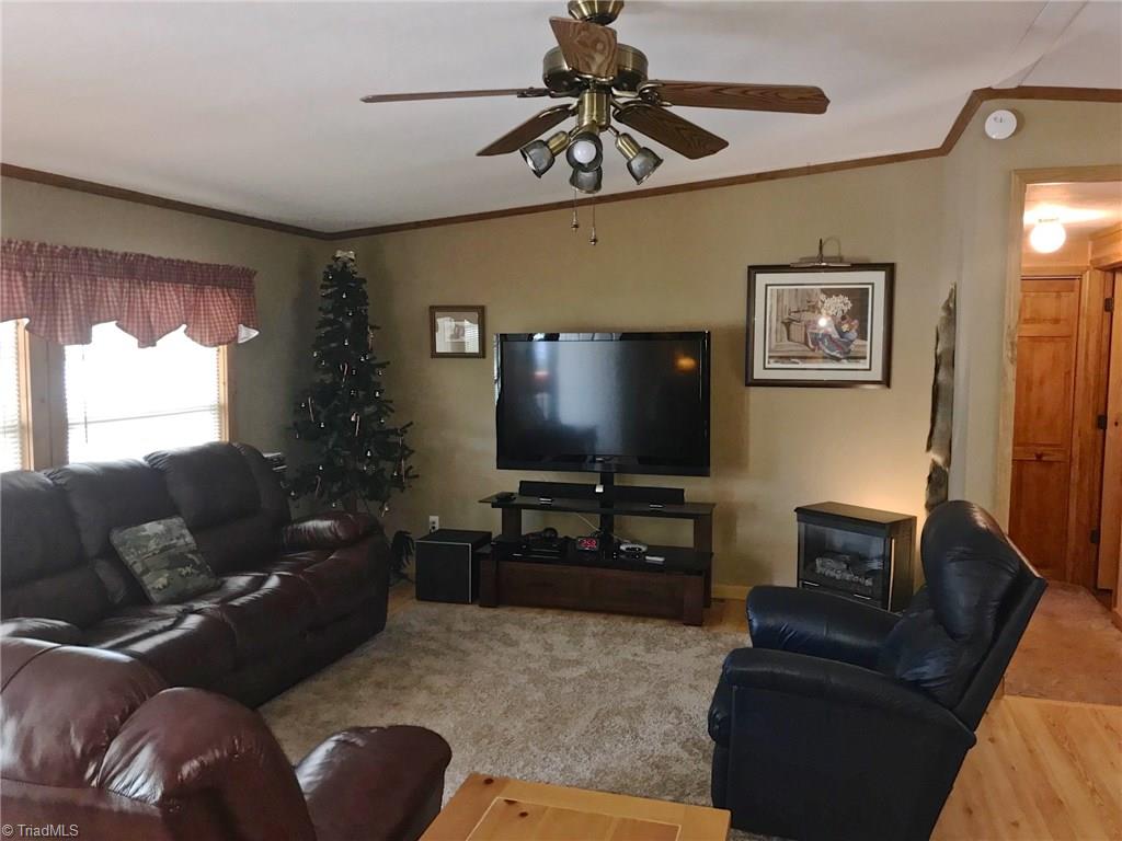 172 Broadway Road Mocksville, NC 27028 - Photo 4 of 27 Gallery Image 4