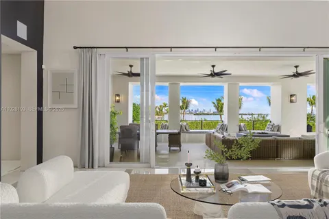 $16,850,000 | 3333 Poinciana Avenue, Miami, FL 33133