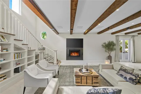 $16,850,000 | 3333 Poinciana Avenue, Miami, FL 33133