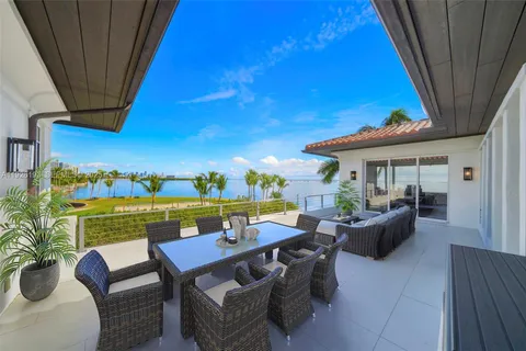 $16,850,000 | 3333 Poinciana Avenue, Miami, FL 33133