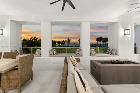 $16,850,000 | 3333 Poinciana Avenue, Miami, FL 33133
