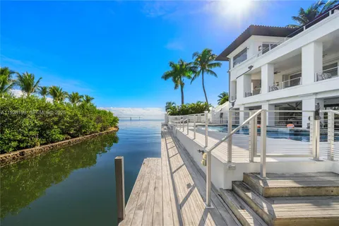 $16,850,000 | 3333 Poinciana Avenue, Miami, FL 33133