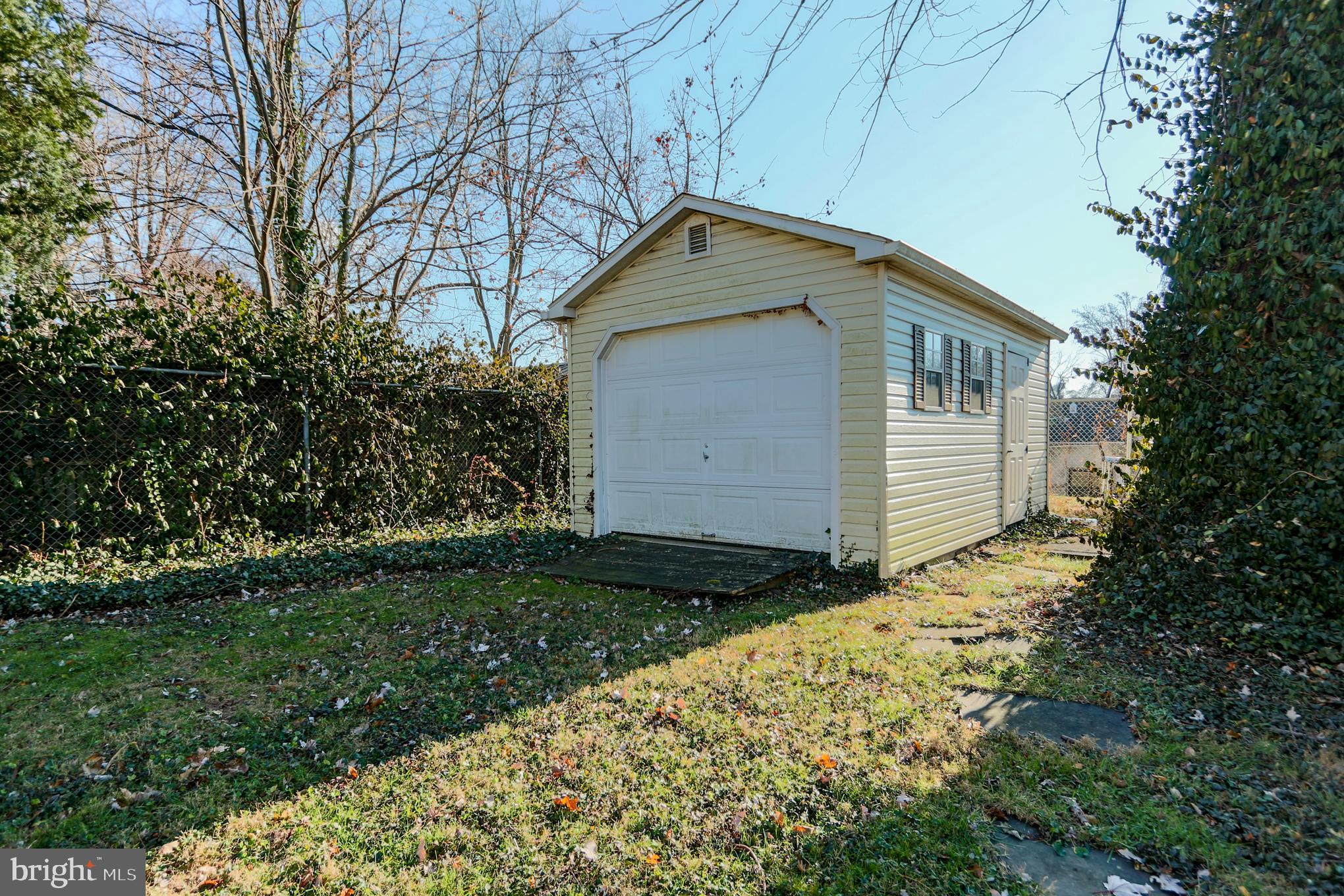11206 Midvale Road Kensington, MD 20895 - Photo 35 of 38 Gallery Image 35