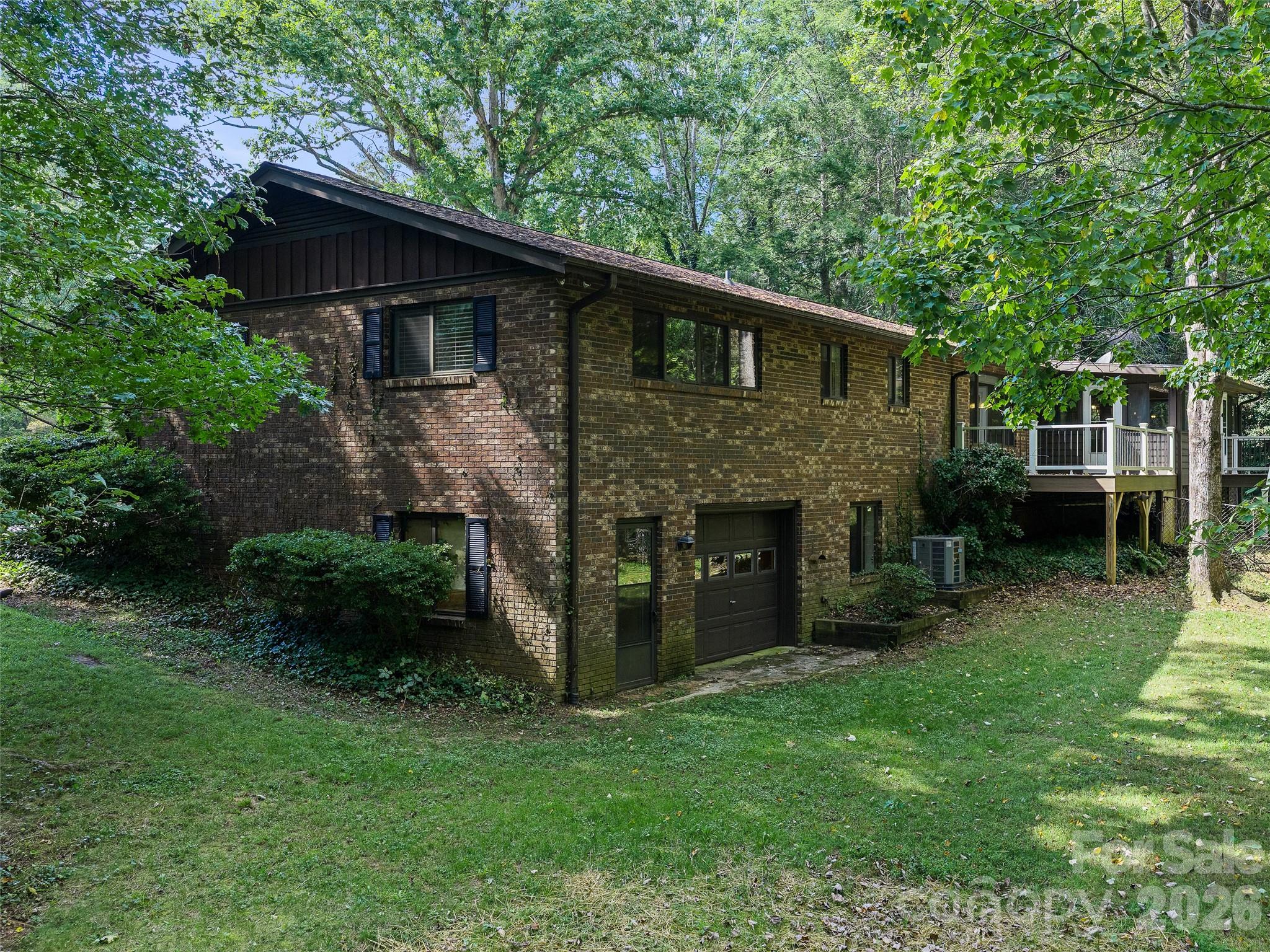 130 Brandon Road Hendersonville, NC 28739 - Photo 43 of 48 Gallery Image 43