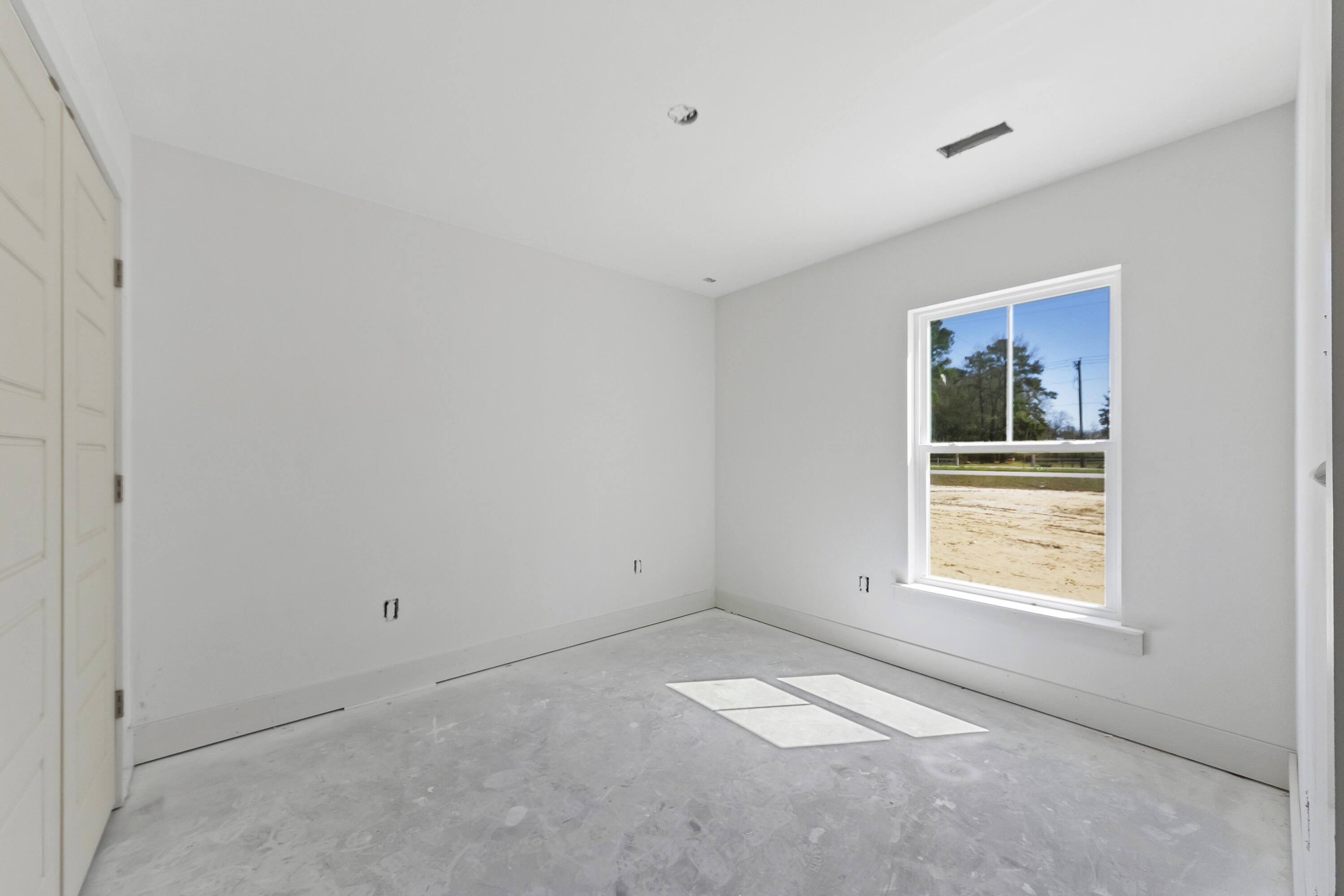 6324 North Highway 17 Awendaw, SC 29429 - Photo 20 of 23 Guest Bedroom 3
