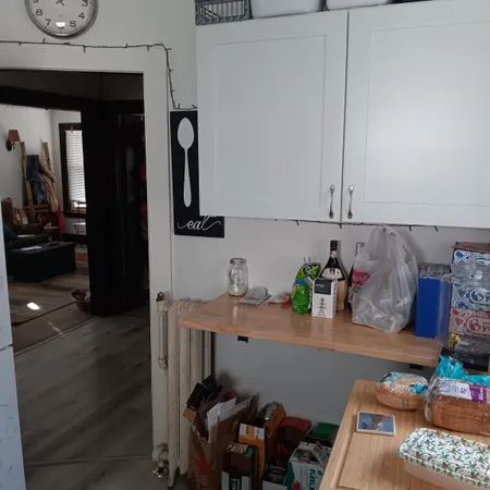 $1,700 | 1728 Regent Street, Madison, WI 53726