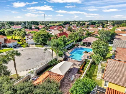 an aerial view of multiple house