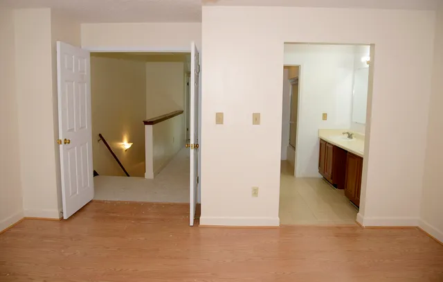 $230,000 | 212 Southlake Court, Unit 212, Niceville, FL 32578