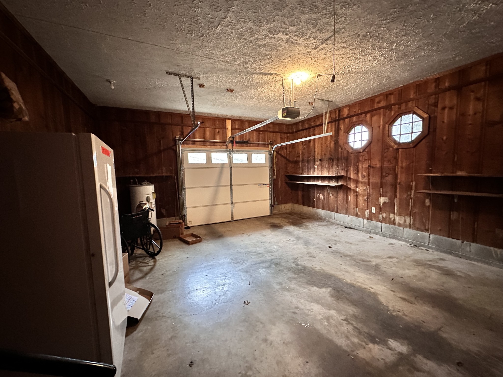 2180 South Williams Road Greenbrier, TN 37073 - Photo 17 of 19 a view of a room with gym equipment