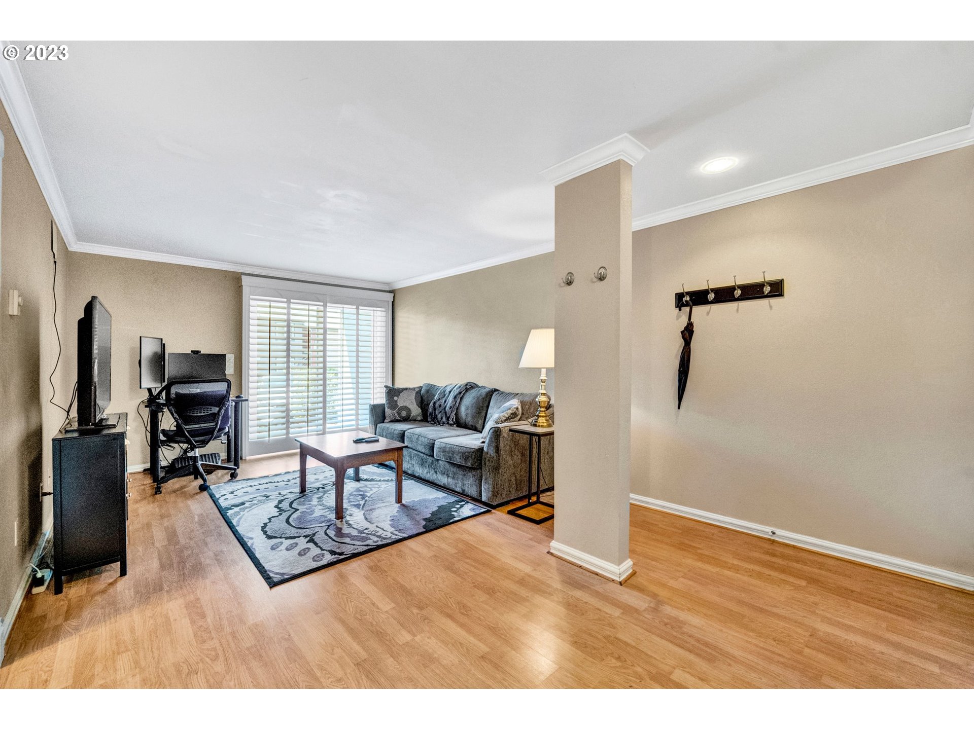 12606 Northwest Barnes Road, Unit 6 Portland, OR 97229 - Photo 10 of 25 Gallery Image 10