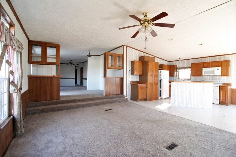 229 Poplar Grove Road Summer Shade, KY 42166 - Photo 4 of 21 Gallery Image 4
