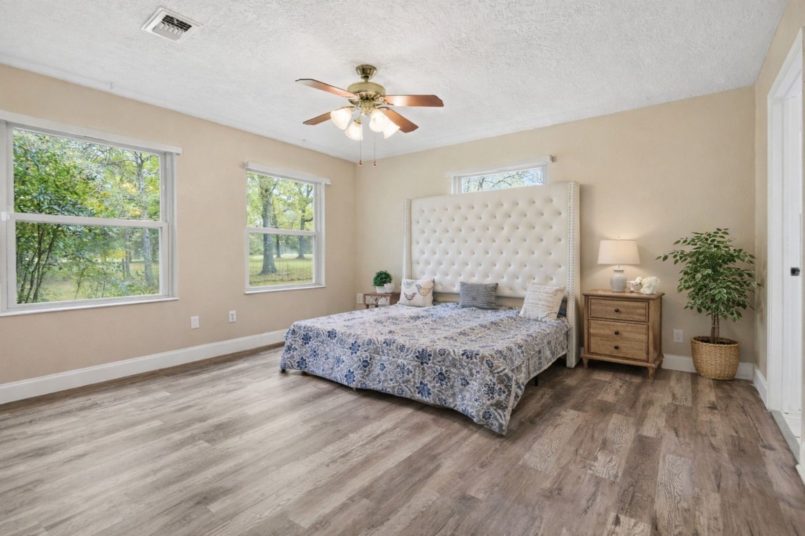 11080 Donna Conroe, TX 77306 - Photo 10 of 26