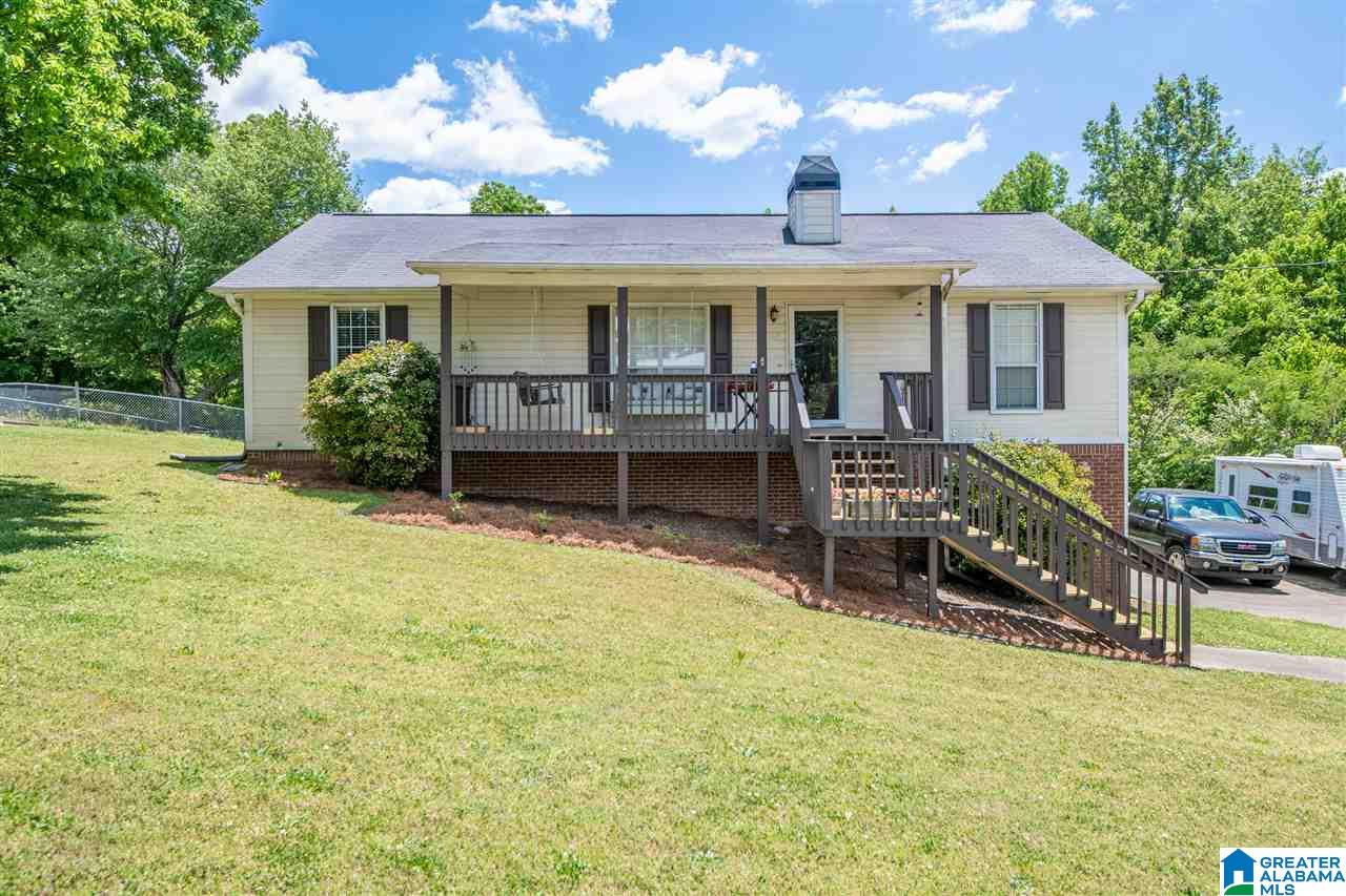 102 Twin Lakes Road Trussville, AL 35173 - Photo 1 of 38