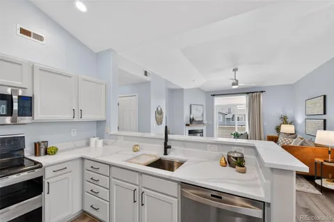 $310,000 | 8500 East Jefferson Avenue, Unit 9H, Denver, CO 80237