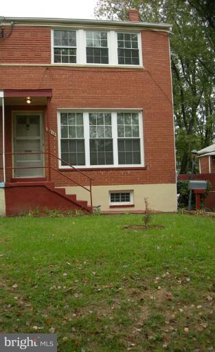 3413 Floral Street Silver Spring, MD 20902 - Photo 19 of 20 Exterior (Front)