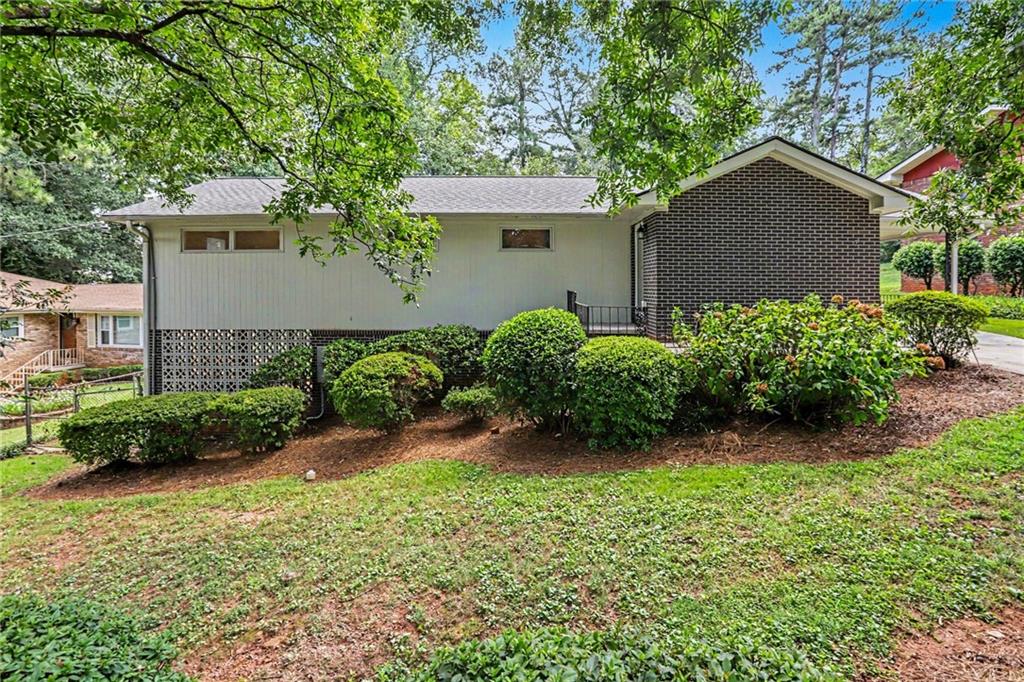 2213 Doris Drive Decatur, GA 30034 - Photo 2 of 24 Gallery Image 2