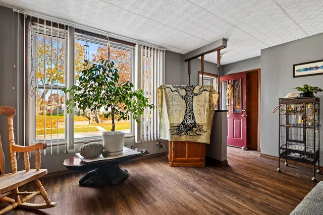 $212,998 | 215 Lincoln Avenue, Sheboygan, WI 53081