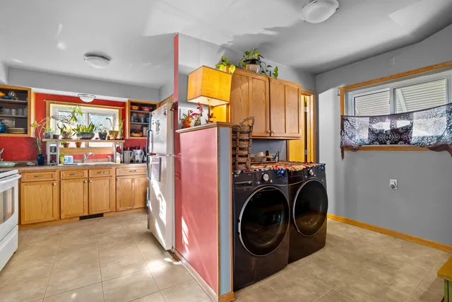 $212,998 | 215 Lincoln Avenue, Sheboygan, WI 53081