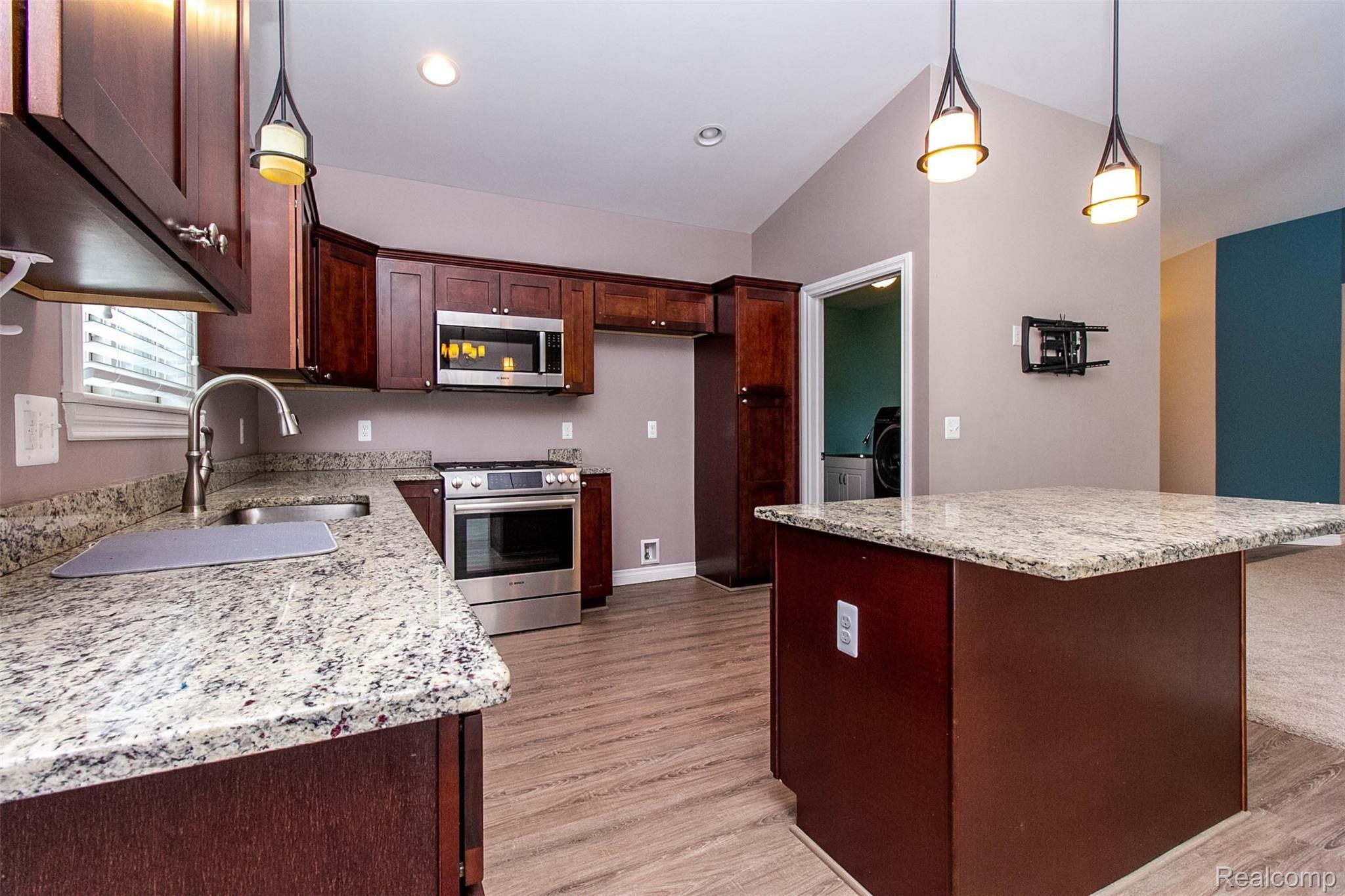 9556 Amy Road Algonac, MI 48001 - Photo 12 of 31 13.jpg