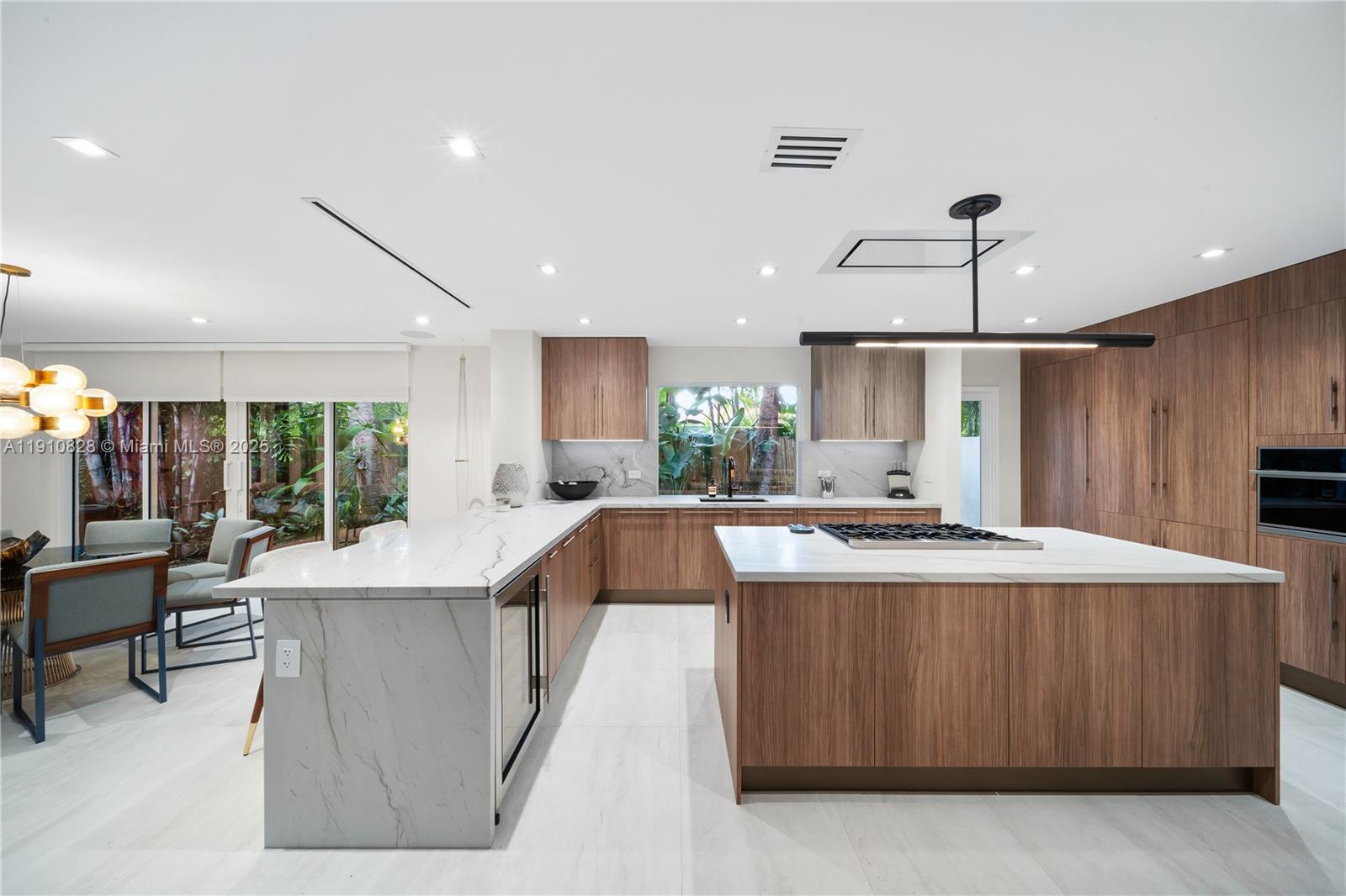 1075 Northeast 99th Street Miami Shores, FL 33138 - Photo 17 of 63