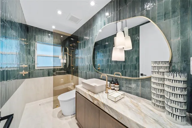 $2,950,000 | 1075 Northeast 99th Street, Miami Shores, FL 33138