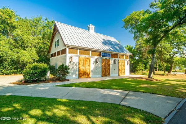 $2,925,000 | 555 Freedom Park Road, Beaufort, NC 28516